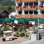 Bellevue & 4* Cortina dʼAmpezzo